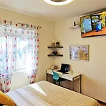 Throne Kambia With Heated Pool 克利斯