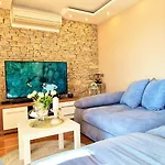 Throne Kambia With Heated Pool 克利斯