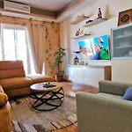 Throne Kambia With Heated Pool 克利斯