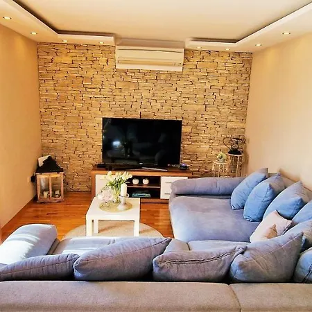 빌라 Throne Kambia With Heated Pool Klis