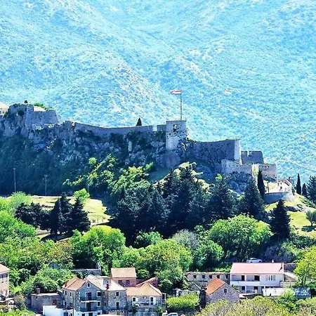 Throne Kambia With Heated Pool Villa Klis