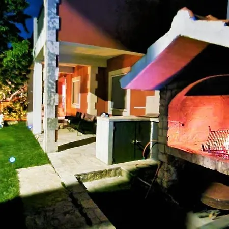 빌라 Throne Kambia With Heated Pool