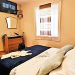 Вилла Throne Kambia With Heated Pool