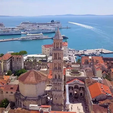 Throne Kambia With Heated Pool * Klis