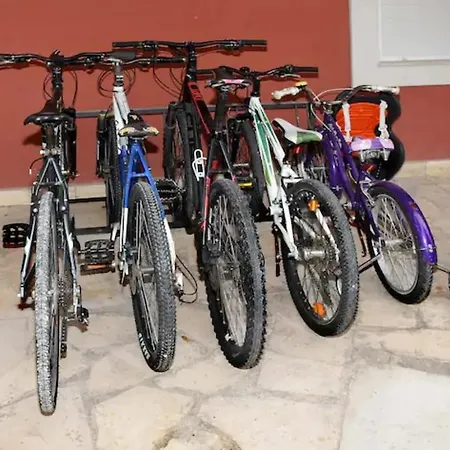 Throne Kambia With Heated Pool