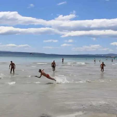 Throne Kambia With Heated Pool فيلة *