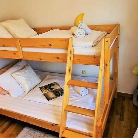 Throne Kambia With Heated Pool فيلة