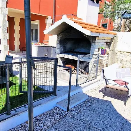 Throne Kambia With Heated Pool فيلة