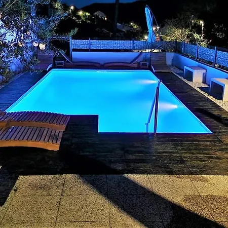 Throne Kambia With Heated Pool Klis