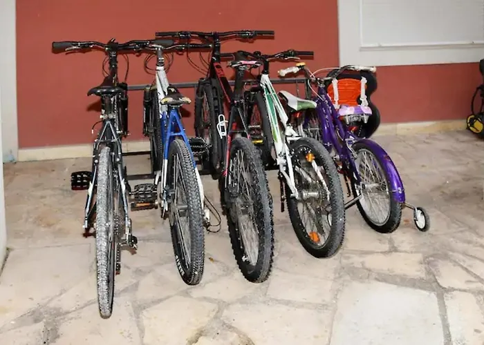 Throne Kambia With Heated Pool