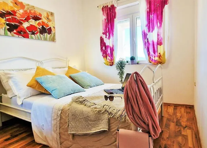 Throne Kambia With Heated Pool Villa *