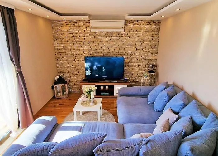 Throne Kambia With Heated Pool * Klis