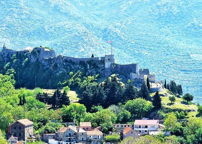 Throne Kambia With Heated Pool Villa Klis